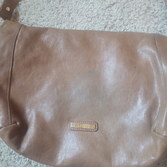 SHIH Leather Crossbody - Picture 6 of 6